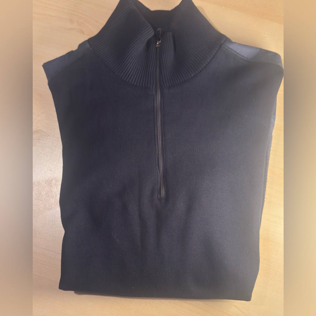 Men's Hugo Boss 1/4 Zip Pullover Sweater W/ Side Pockets Sz Medium